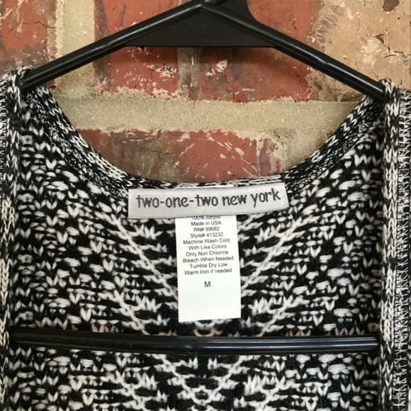 Two one two cardigan - Picture 3 of 3